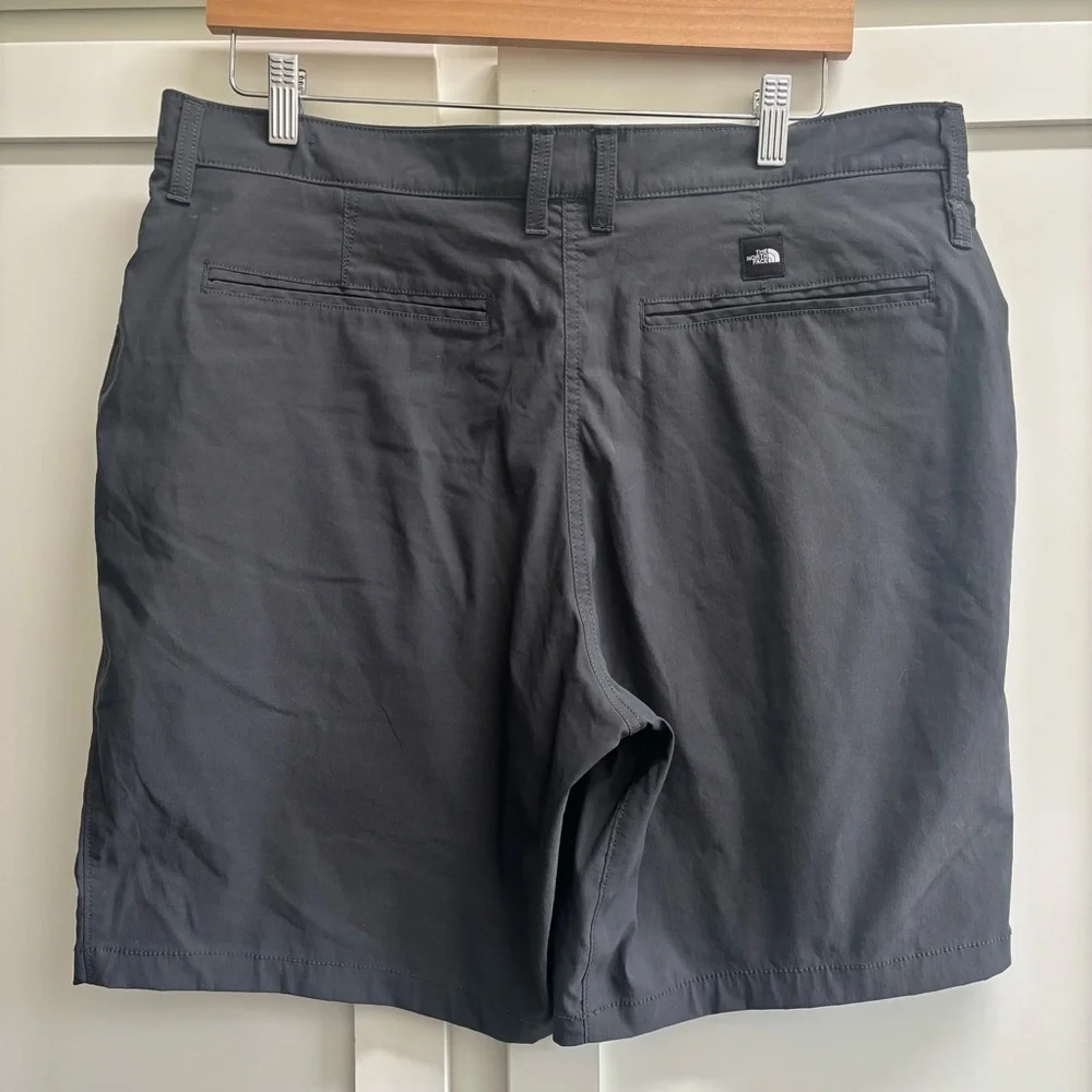 The North Face Sprag Short Outdoor Performance Men’s 36 Asphalt Gray Hiking